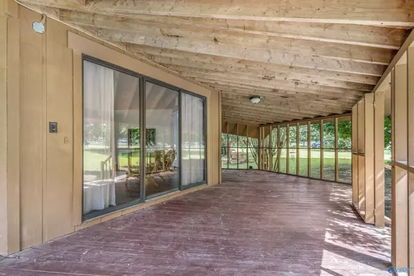 Town Creek, AL 35672,1844 County Road 265