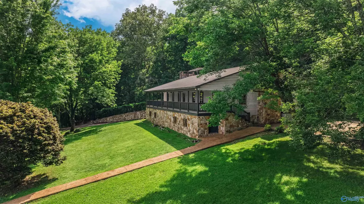 Collinsville, AL 35961,6654 County Road 223