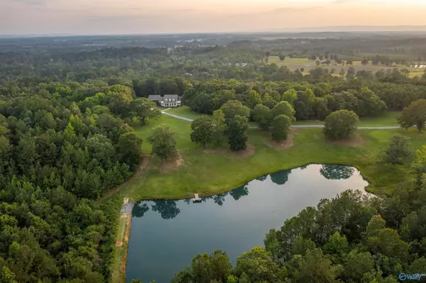 902 County Road 163, Centre, AL 35960