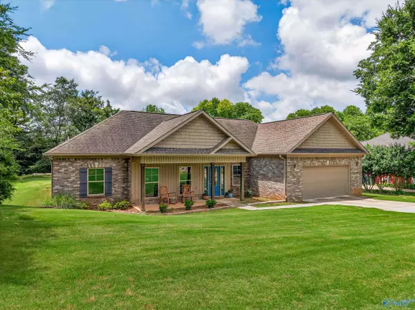 108 Retriever Run, Hazel Green, AL 35750