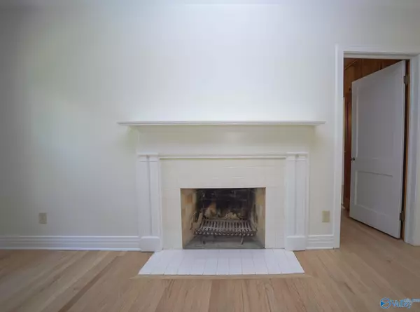 Decatur, AL 35601,807 14th Avenue SE