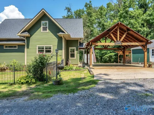 Scottsboro, AL 35769,1472 Skyline Shores Drive