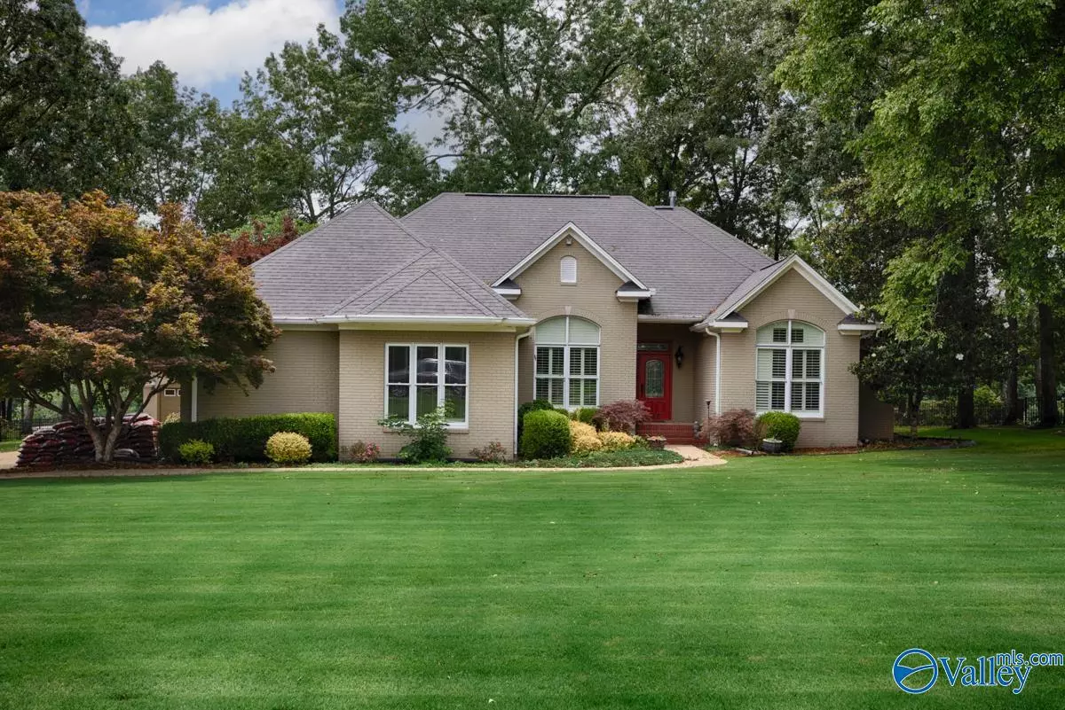 Rogersville, AL 35652,332 Riverfront Road