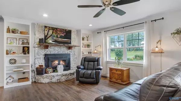 Cullman, AL 35057,1979 County Road 1141