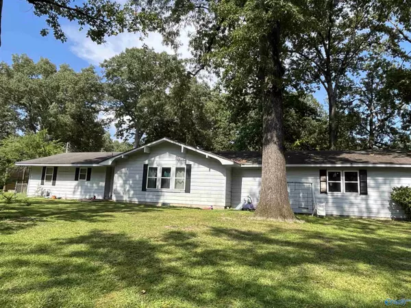 Hartselle, AL 35640,1956 Audubon Circle SW