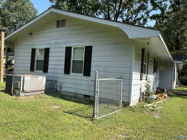 Hartselle, AL 35640,1956 Audubon Circle SW