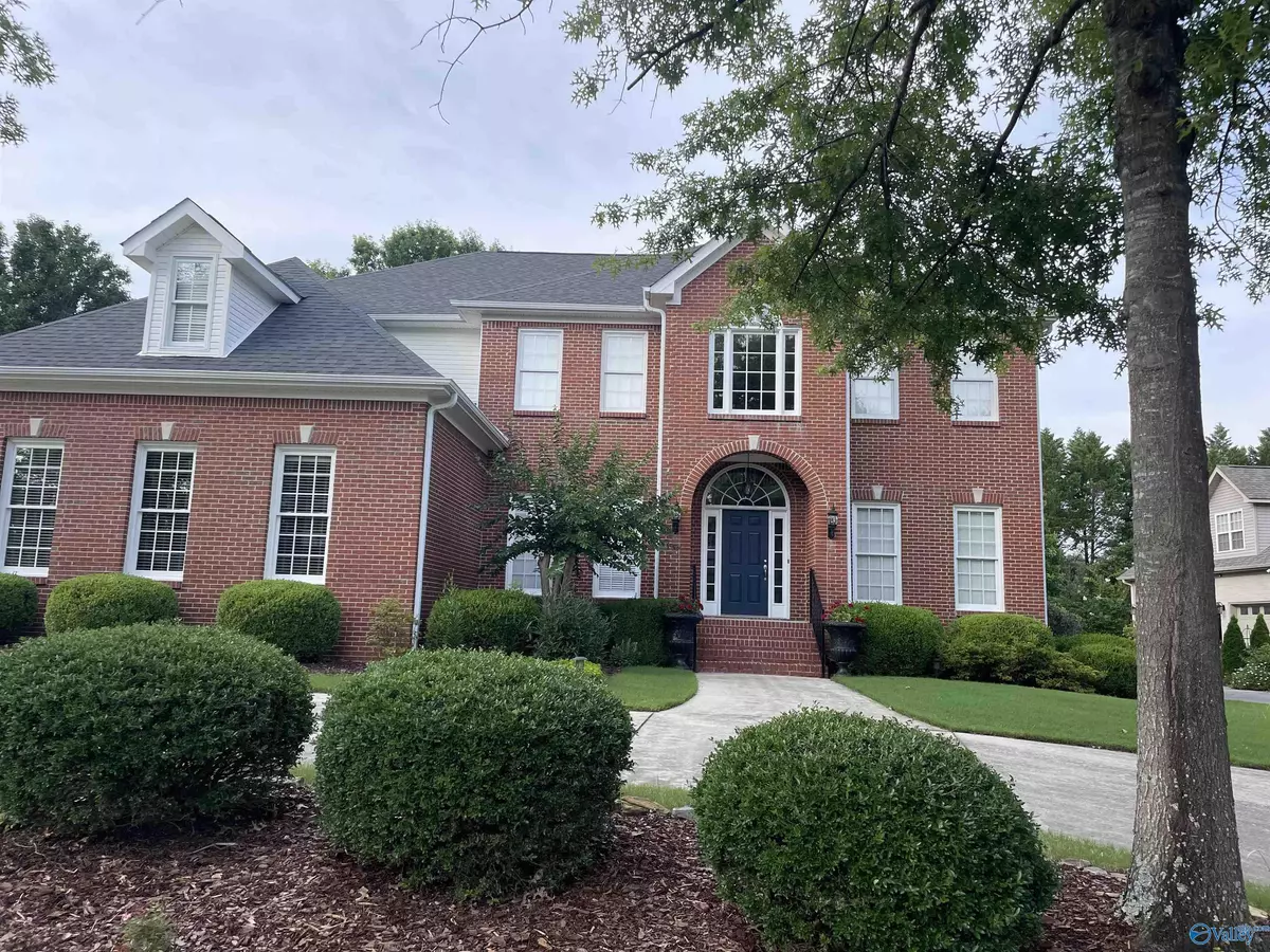 Owens Cross Roads, AL 35763,2870 Hampton Cove Way SE