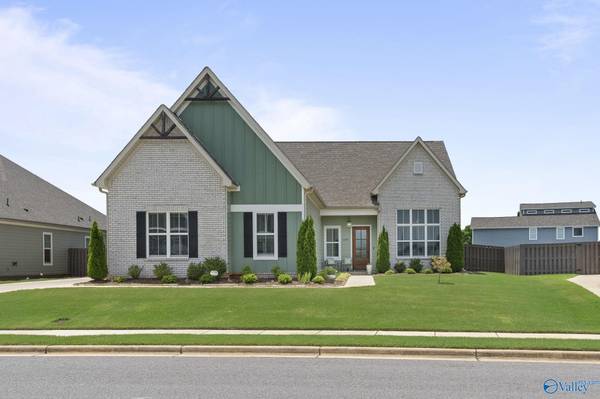 6320 Loring Loop NW, Huntsville, AL 35806