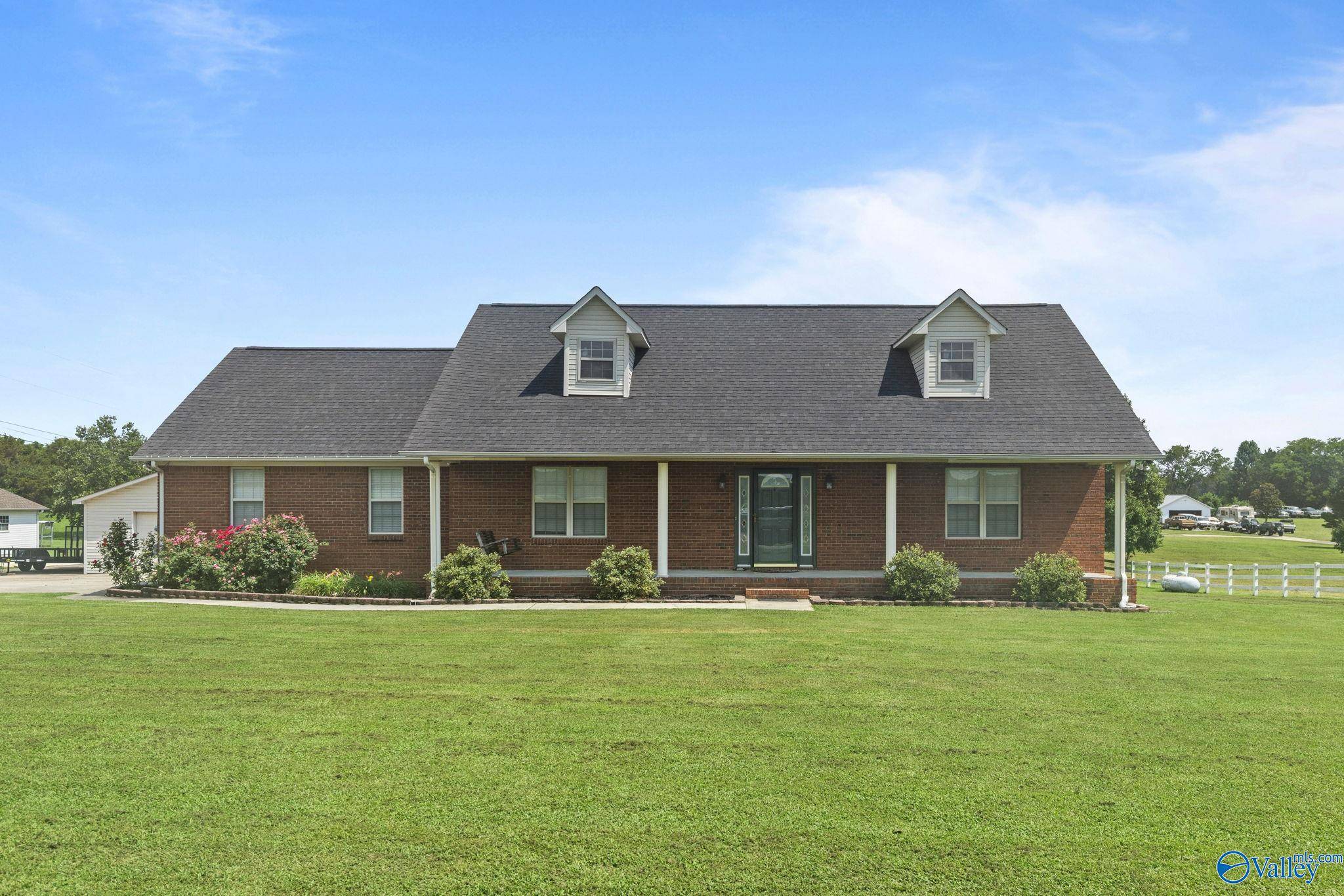 28383 Wooley Springs Road, Athens, AL 35613