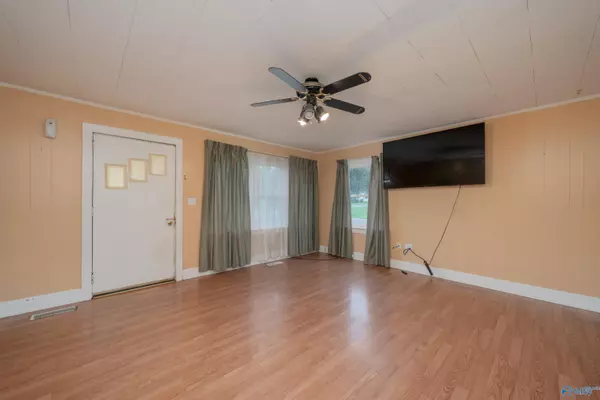 Huntsville, AL 35811,2116 Virginia Blvd NW