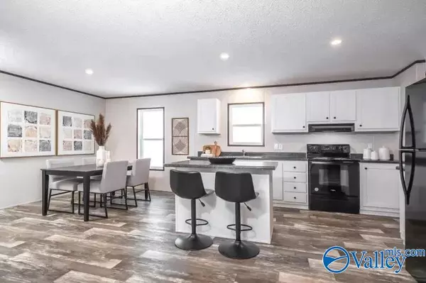1823 County Road 97, Rogersville, AL 35652