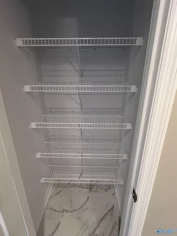 Hokes Bluff, AL 35903,2385 Cedar Ridge Circle