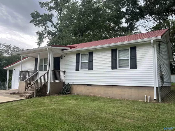 Ohatchee, AL 36271,1835 Harts Ferry Road