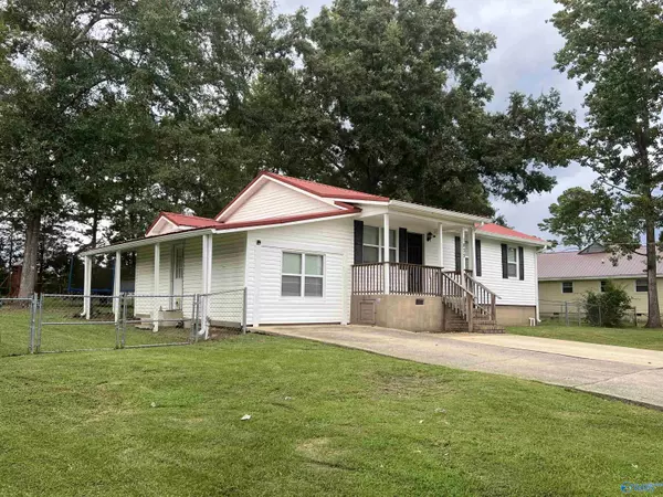 Ohatchee, AL 36271,1835 Harts Ferry Road