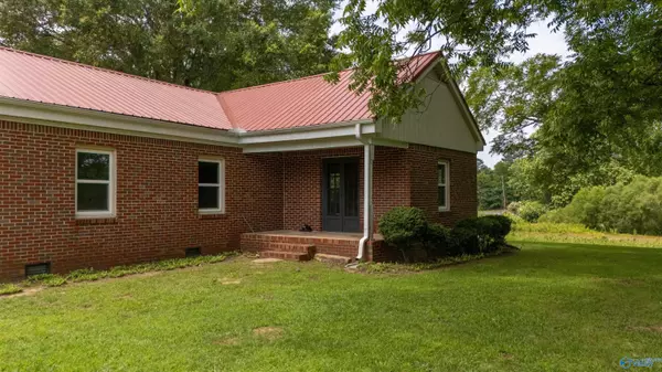 Boaz, AL 35956,9480 US Highway 431