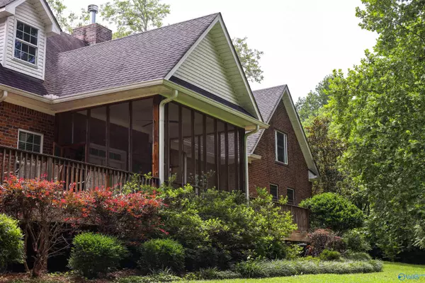 Boaz, AL 35957,560 Arrington Drive