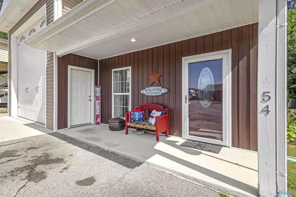 Guntersville, AL 35976,1727 Convict Camp Road #54