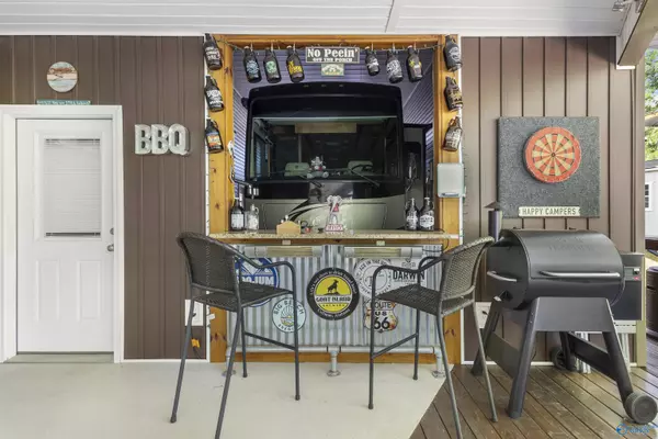 Guntersville, AL 35976,1727 Convict Camp Road #54