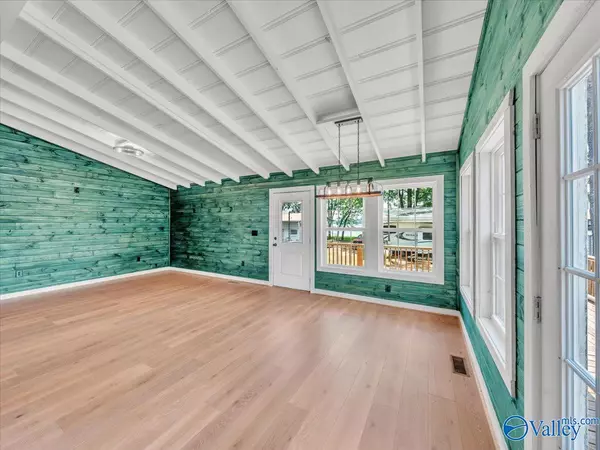 Leesburg, AL 35983,475 Pine Cone Street