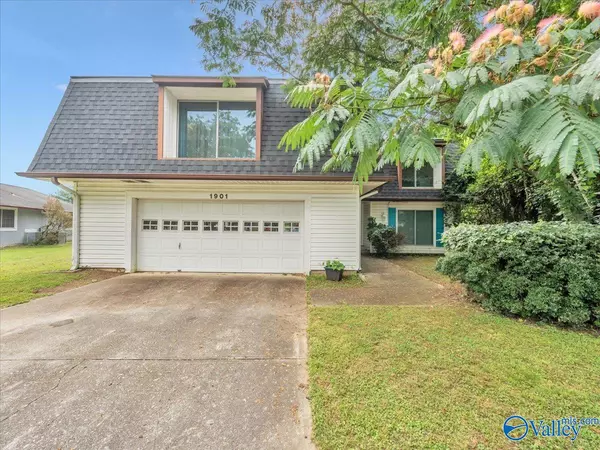 1901 Waxleaf Green SE, Huntsville, AL 35803