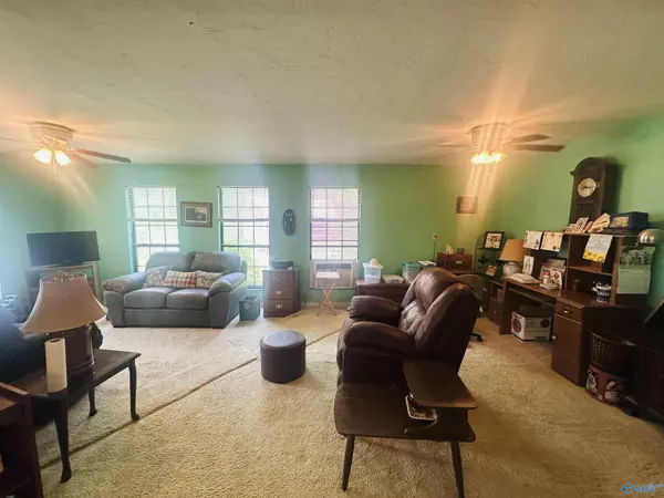 Blountsville, AL 35031,77360 Highway 231