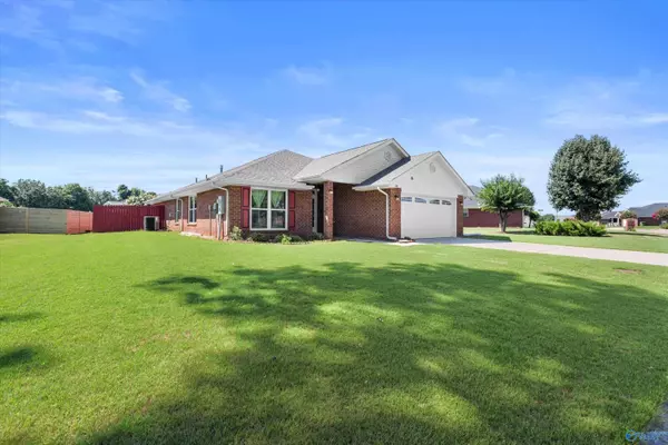 Huntsville, AL 35824,118 Herrick Drive