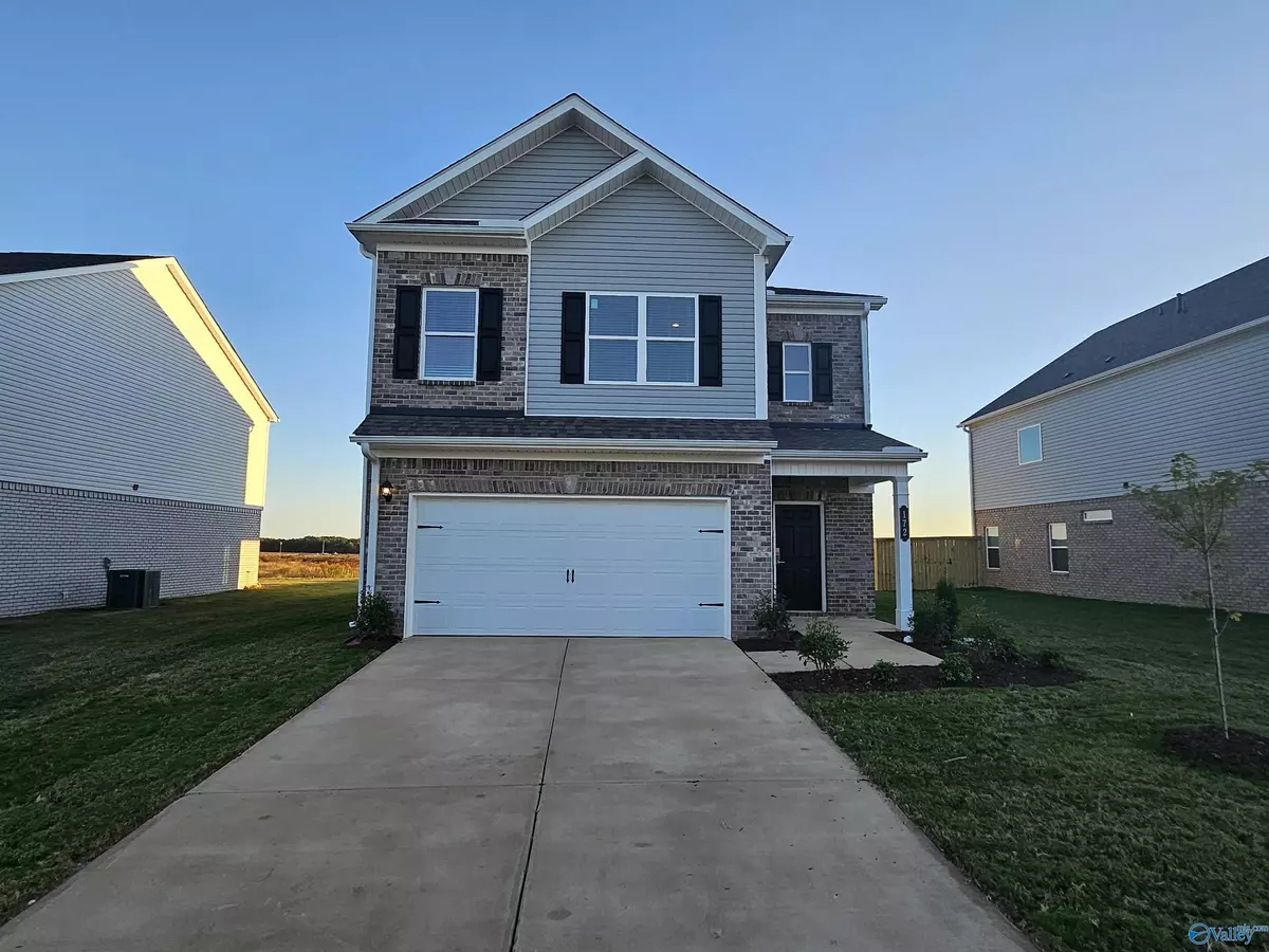 New Market, AL 35761,172 Mill Valley Way