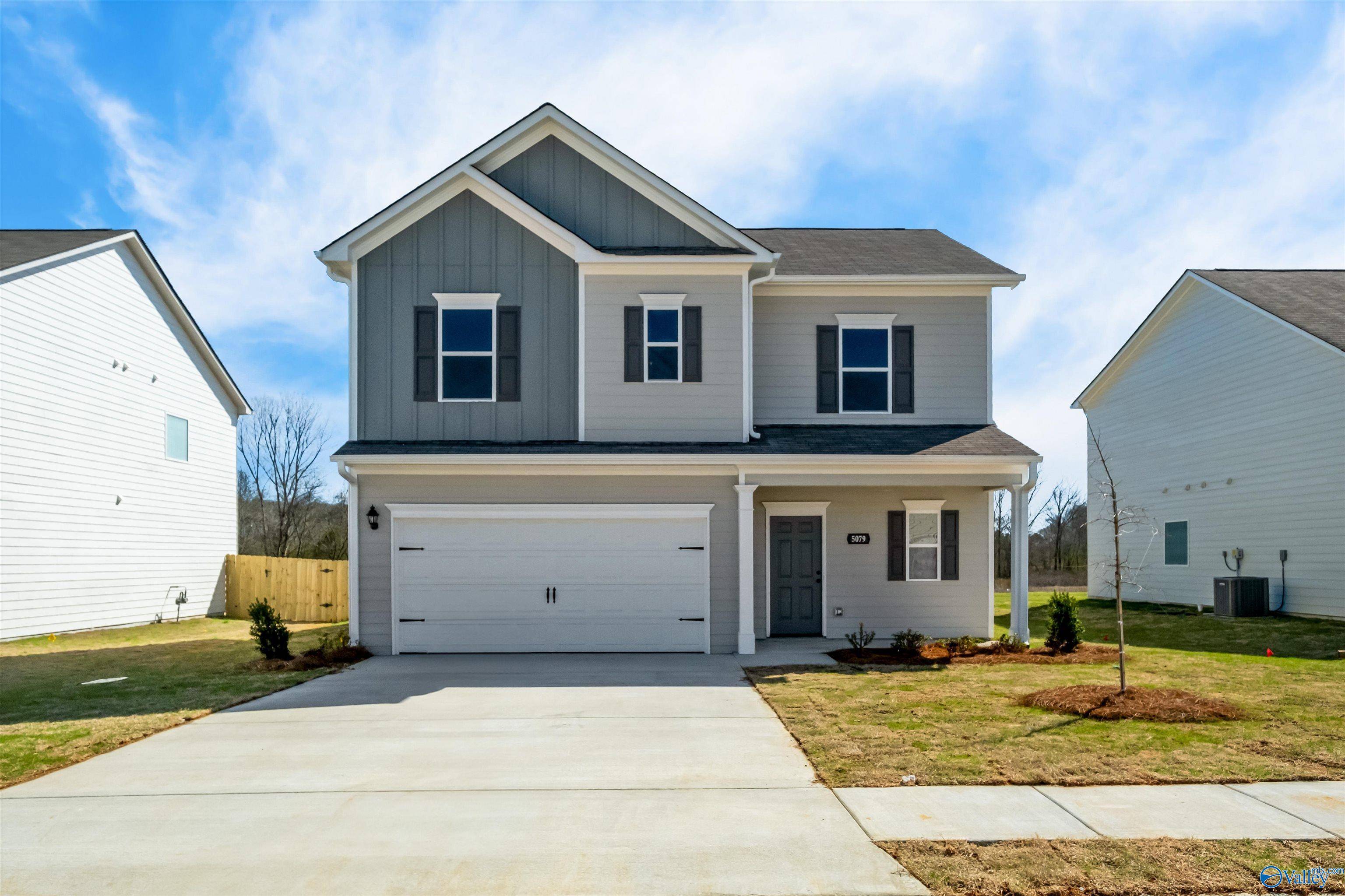 181 Story Ray Drive, New Market, AL 35761