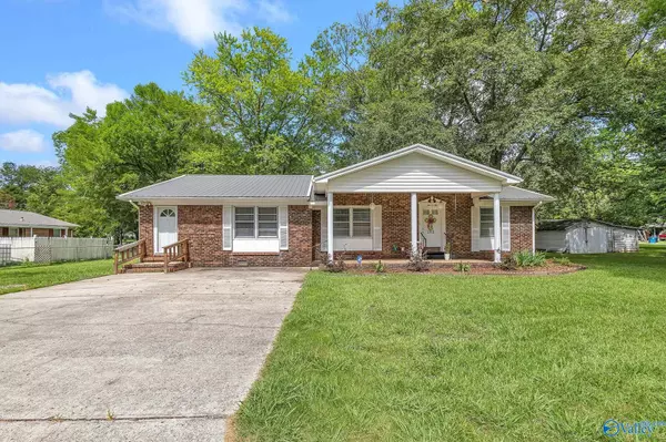 202 Cherokee Street, Boaz, AL 35957