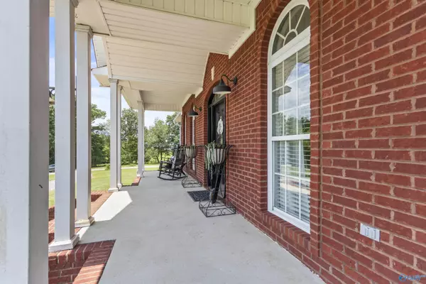 Grant, AL 35747,1821 Simpson Point Road