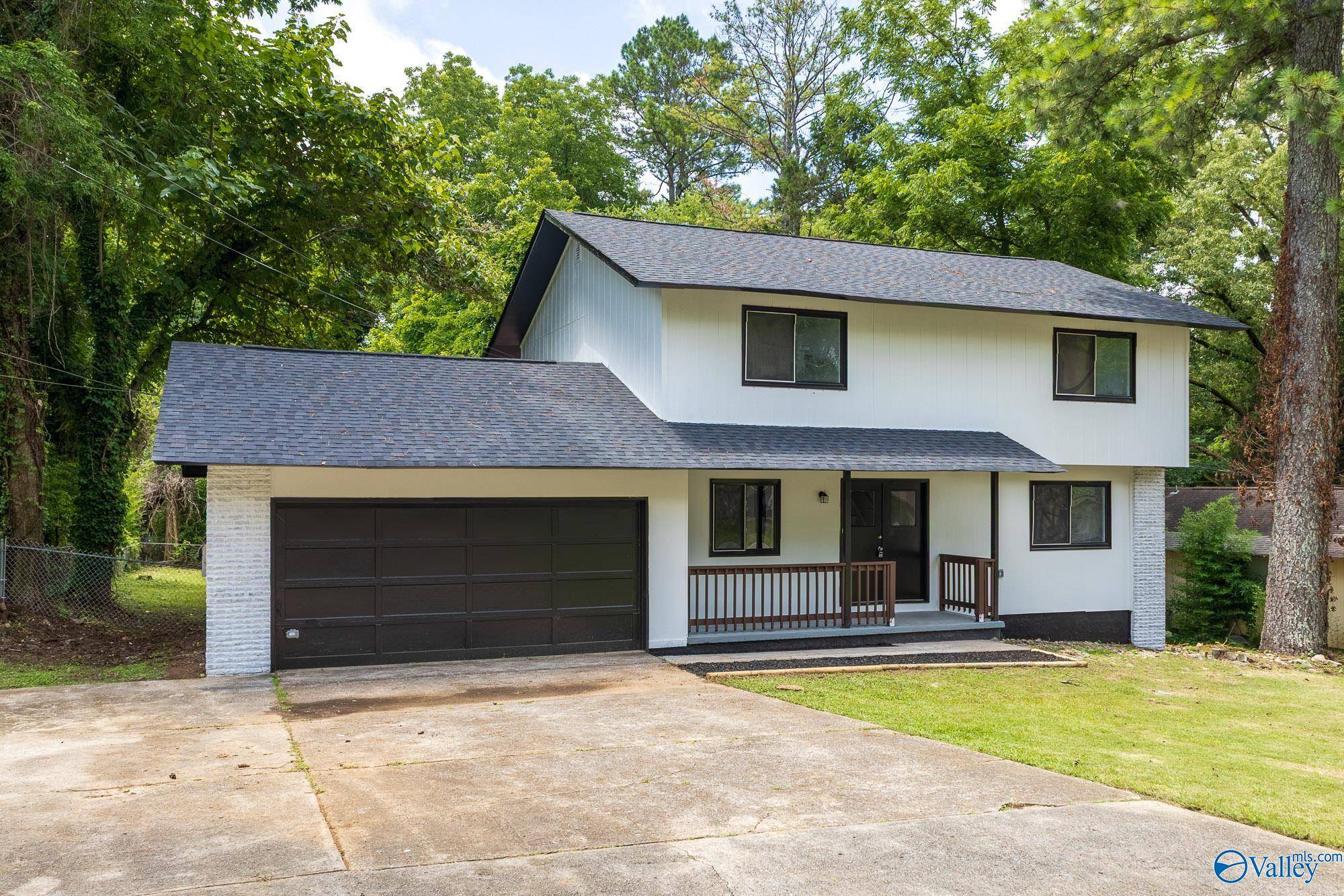 Huntsville, AL 35810,3627 Greenbriar Drive