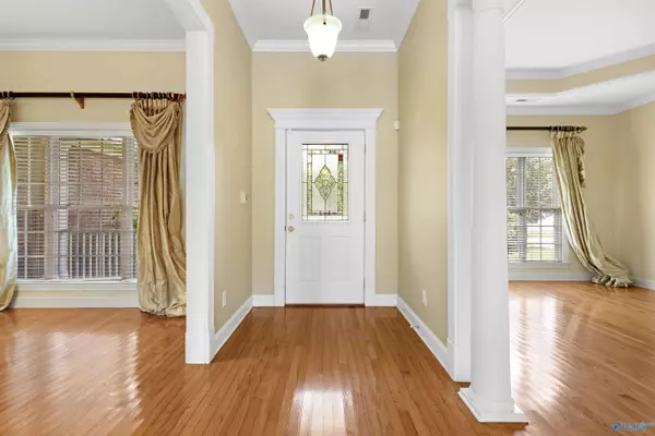 Owens Cross Roads, AL 35763,2830 Winterberry Way