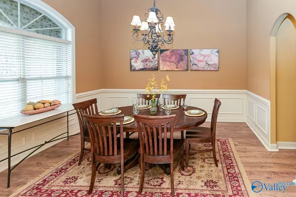 Owens Cross Roads, AL 35763,7088 Jacks Creek Lane