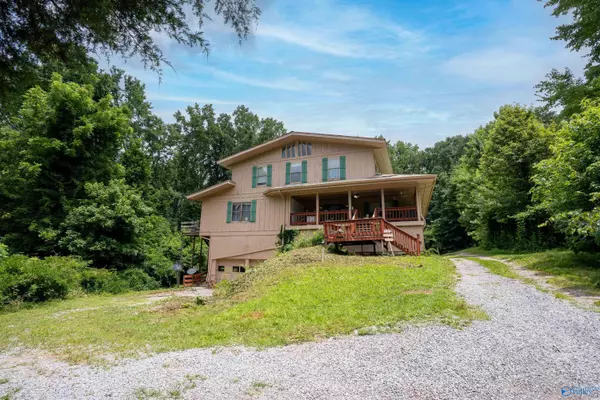 Bryant, AL 35958,955 County Road 315