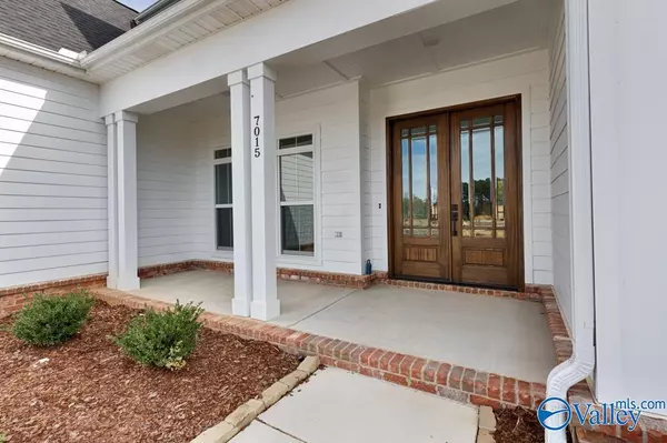 Owens Cross Roads, AL 35763,6108 Abner Branch Boulevard