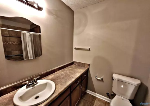 Decatur, AL 35603,2817 Wimberly  Drive SW