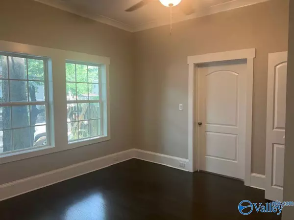 Decatur, AL 35601,1009 Johnston Street SE