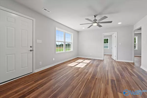 New Market, AL 35761,5433 Maysville Road