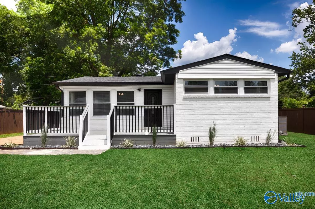 Huntsville, AL 35805,2911 Holiday Drive SW