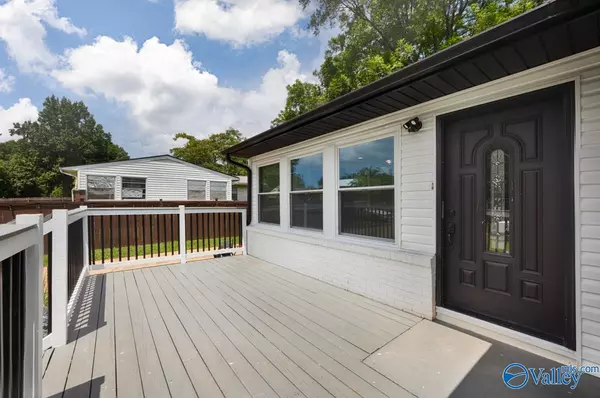 Huntsville, AL 35805,2911 Holiday Drive SW