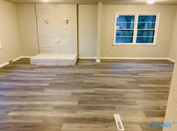 Huntsville, AL 35810,2703 Hilltop Terrace NW