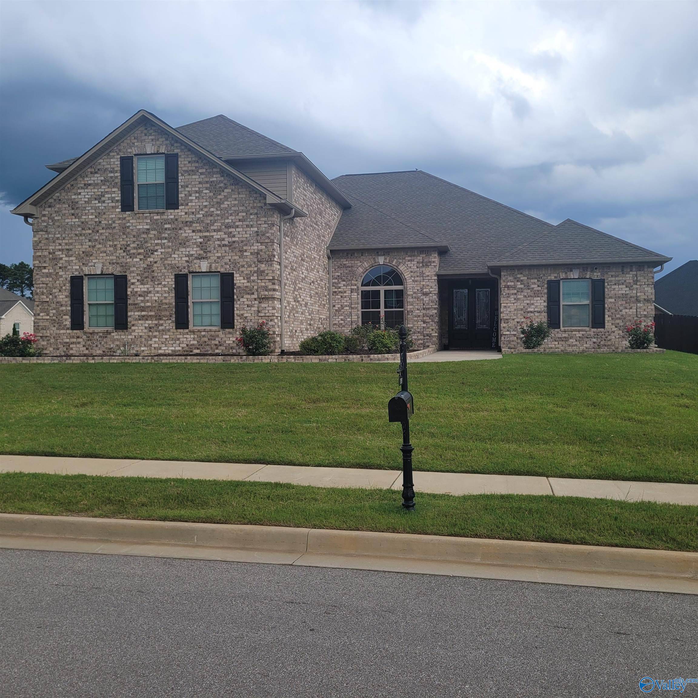 26297 Ashland Ridge Lane, Athens, AL 35613
