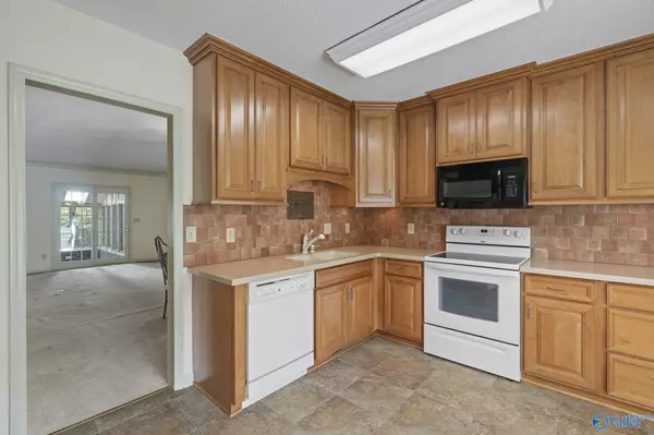 Huntsville, AL 35802,325 Inverness Drive