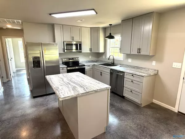 Crossville, AL 35962,308 County Road 882