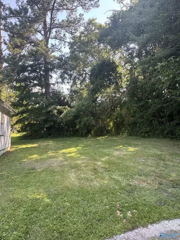 Gadsden, AL 35903,902 Riverview Drive