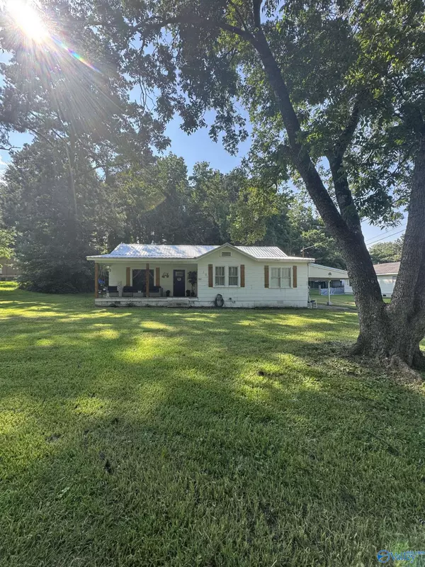 902 Riverview Drive, Gadsden, AL 35903