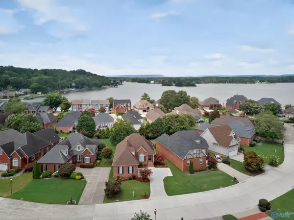 Gadsden, AL 35901,214 Lakepoint Drive