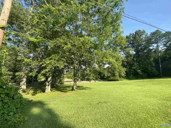 Gadsden, AL 35904,2733 Hilltop Circle