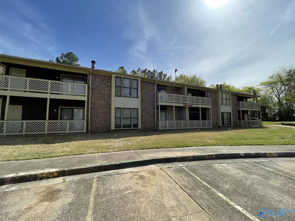 5001 Seven Pine Circle #N/A, Huntsville, AL 35816