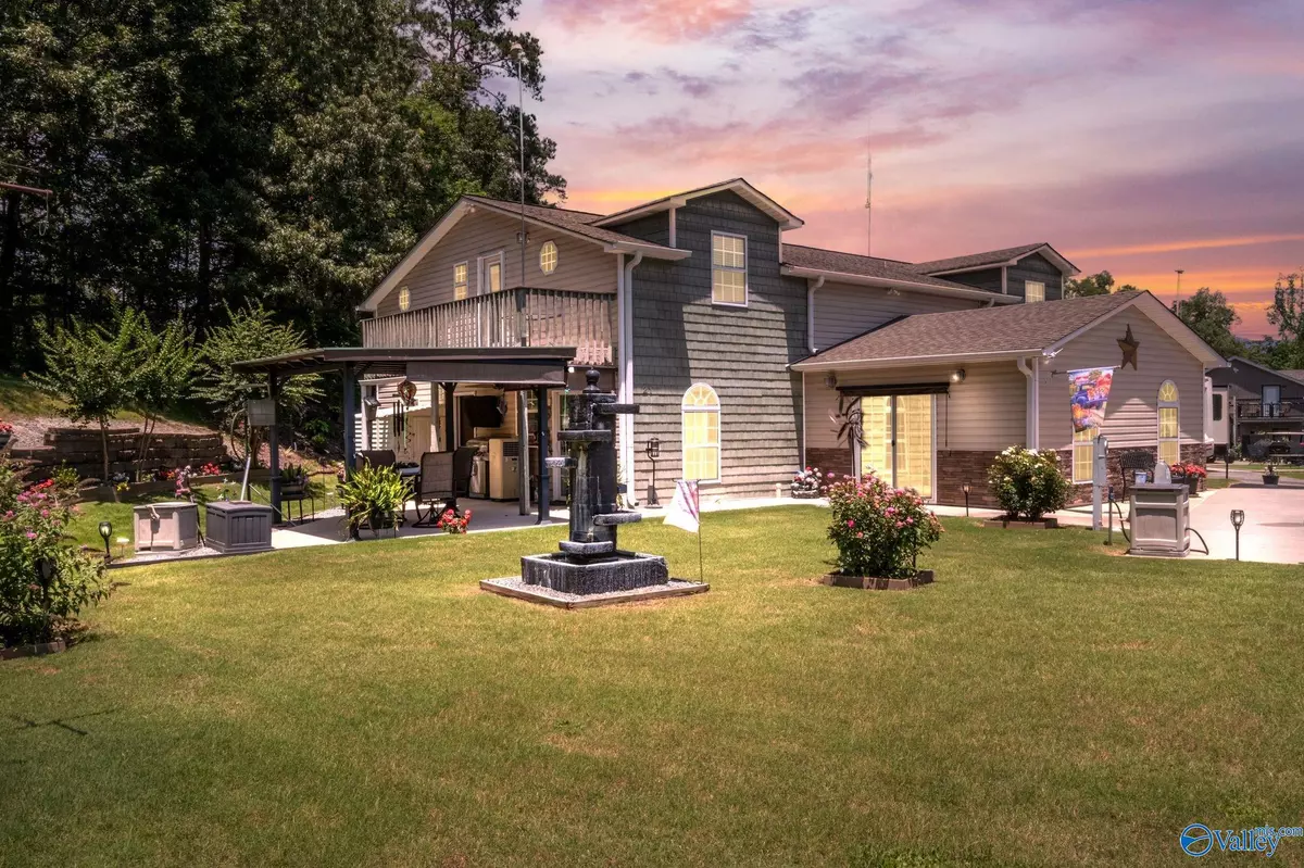 Guntersville, AL 35976,1727 Convict Camp Road #21&22